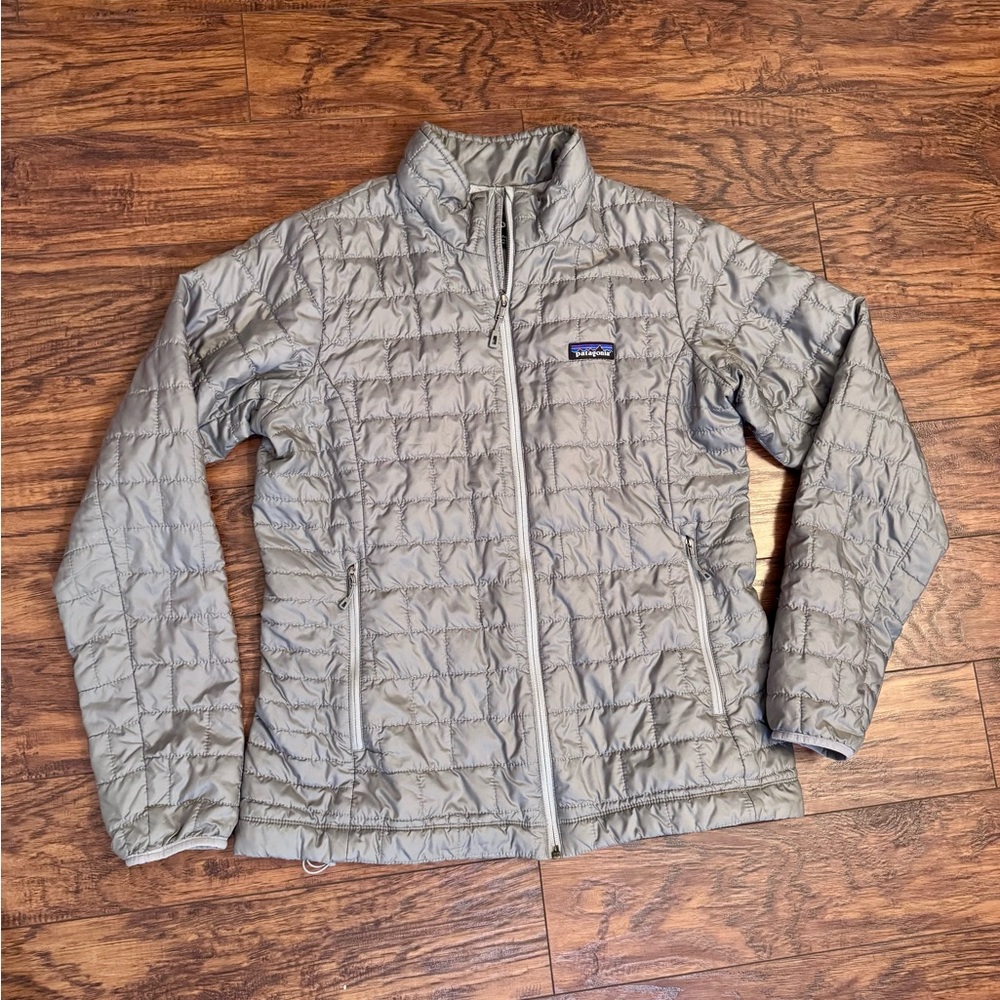 Patagonia nano puff jacket